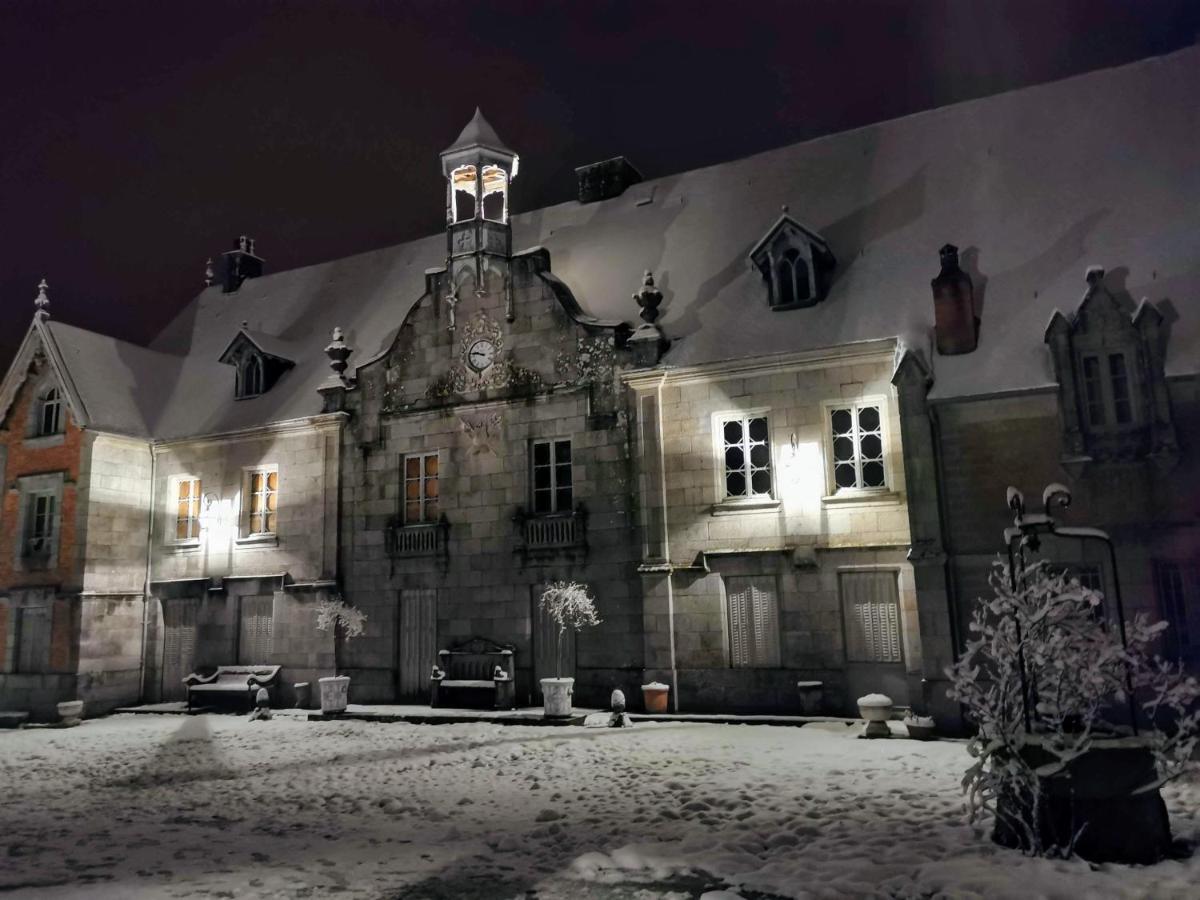 Château de Crocq - Chambres d'Hôtes de Charme Extérieur photo