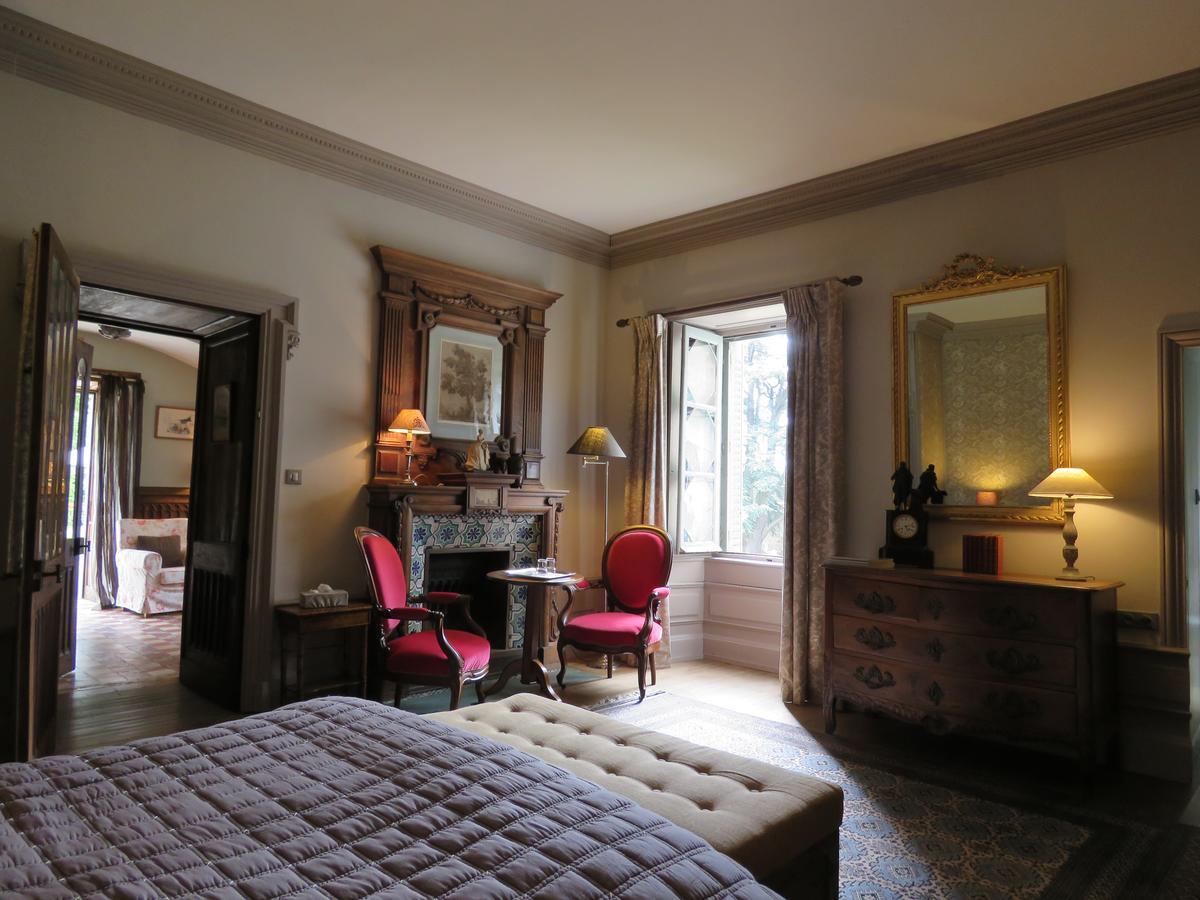 Château de Crocq - Chambres d'Hôtes de Charme Extérieur photo