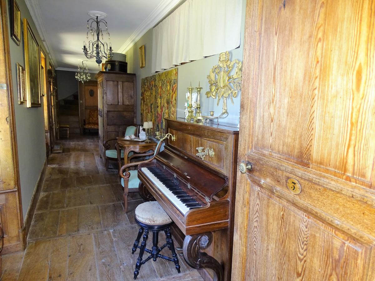 Château de Crocq - Chambres d'Hôtes de Charme Extérieur photo